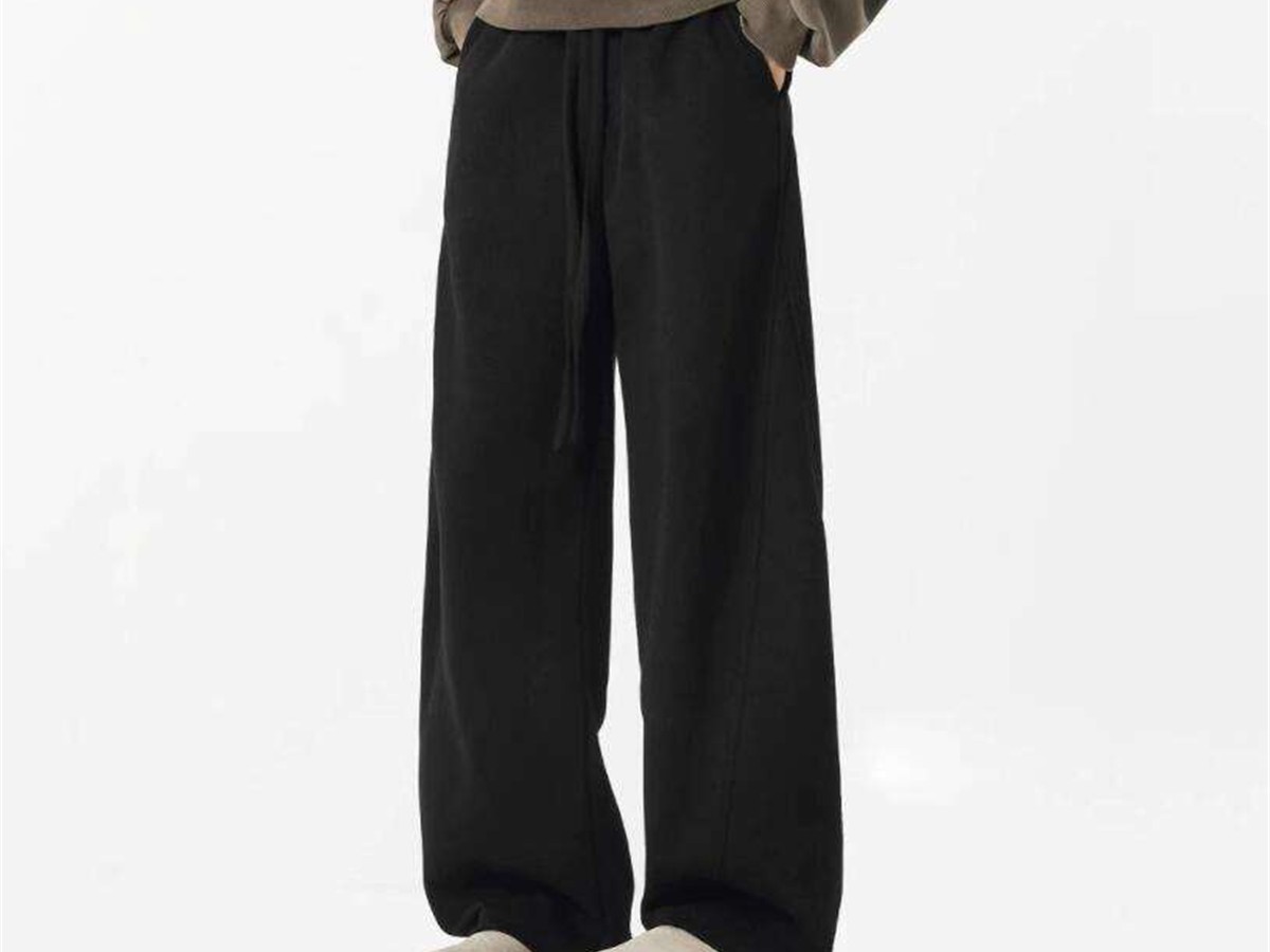 Wide-leg casual pants category photo for streetwear bottoms sourcing