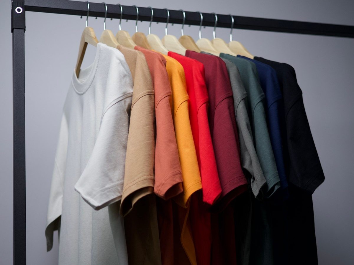 T-shirt color rack category photo for wholesale apparel buyers
