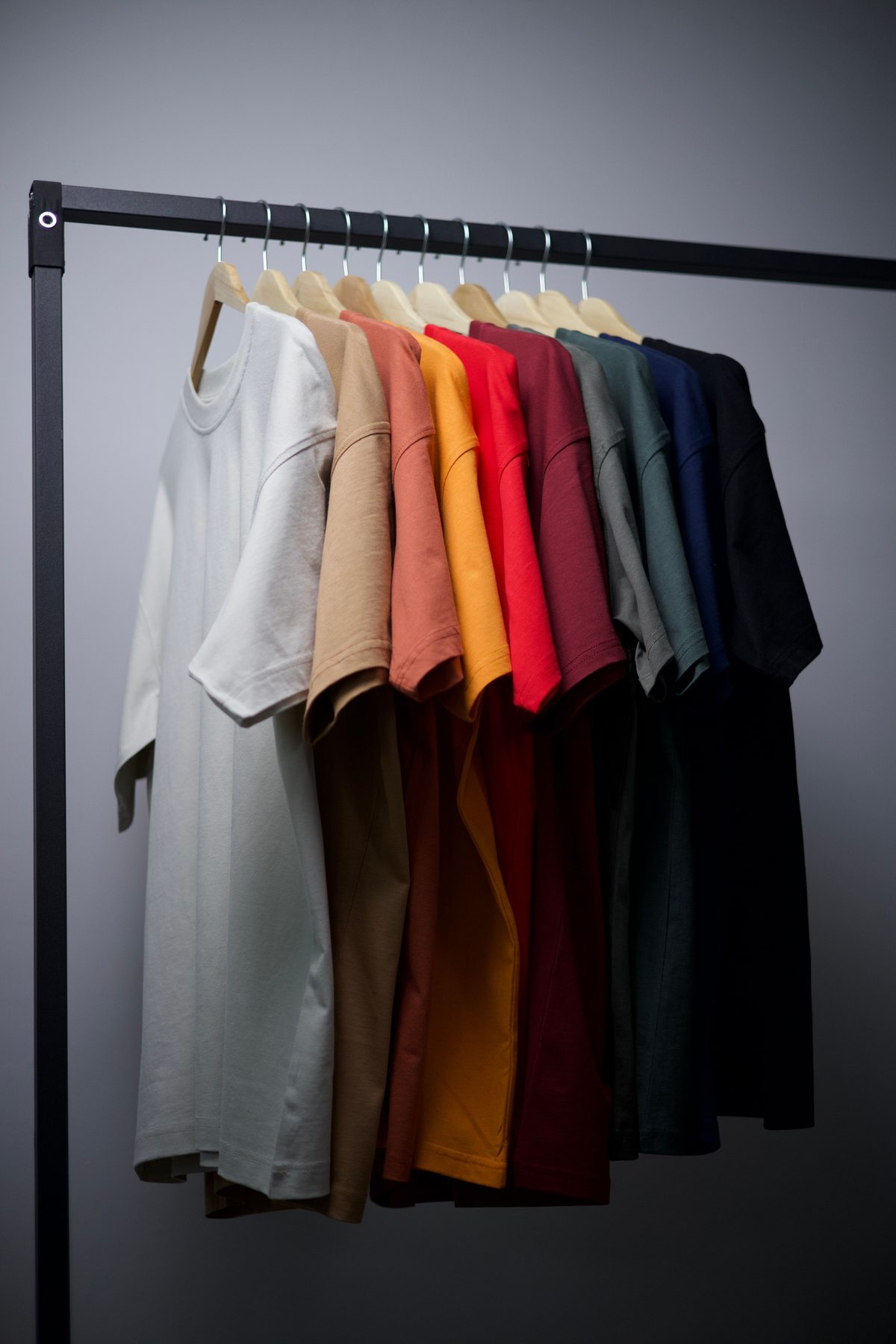 T-shirt color rack for repeat color planning and private-label programs